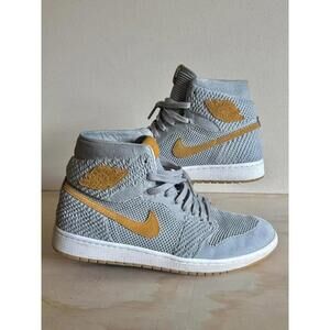 Nike Air Jordan 1 Retro High OG - Gray & Yellow